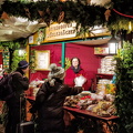 Checking out the stollen at Ottendorfer Mülhenbacker (1751 besök) One of the many stollen stalls at the Dresden Striezelmarkt Checking out the stollen at Ottendorfer Mülhenbacker